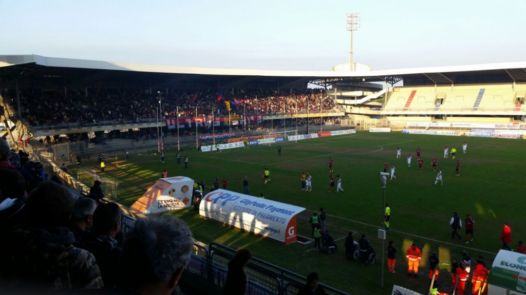 Stadio delle Palme, vista 6.jpg