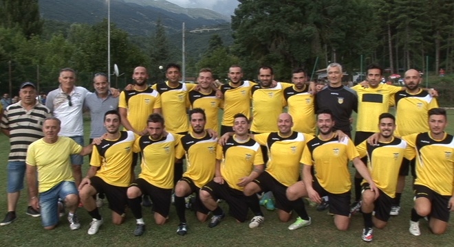 UNA FORMAZIONE DEL TORNEO